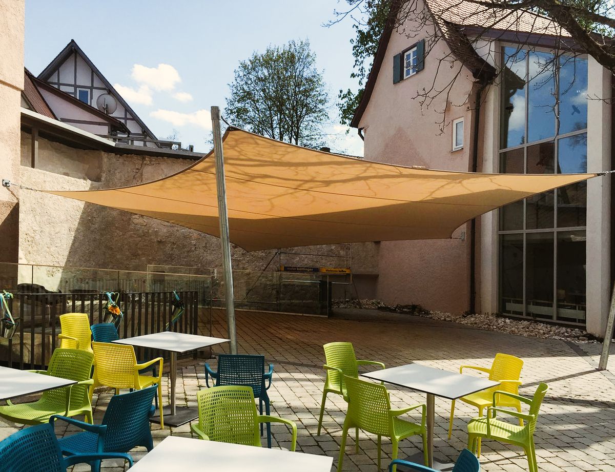 Paulus Segel Innenhof Restaurant
